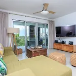 Relaxing 2 Bedroom With Jacuzzi, Terrace And Beach Club